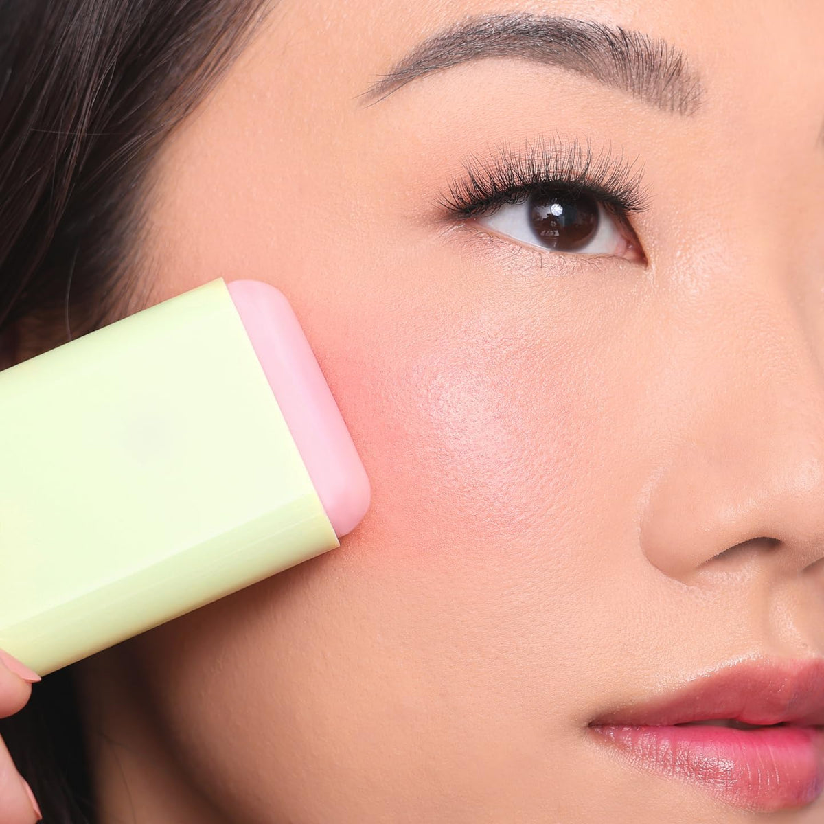 Pixi On-the-Glow Blush Stick in CheekTone, pH Reactive Hydrating Tinted Moisture Stick for Cheeks and Lips with Ginseng, Aloe Vera and Fruit Extracts, Twist-Up Design, Paraben-Free, 19g / 0.6 oz PixiBuy Supplements Australia